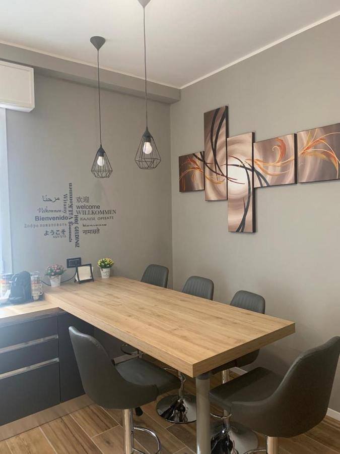 Nibu Appartamenti - Appartamento Centrale Comodo A Tutto, Anche A Villa Chiara Casalecchio Di Reno Bagian luar foto