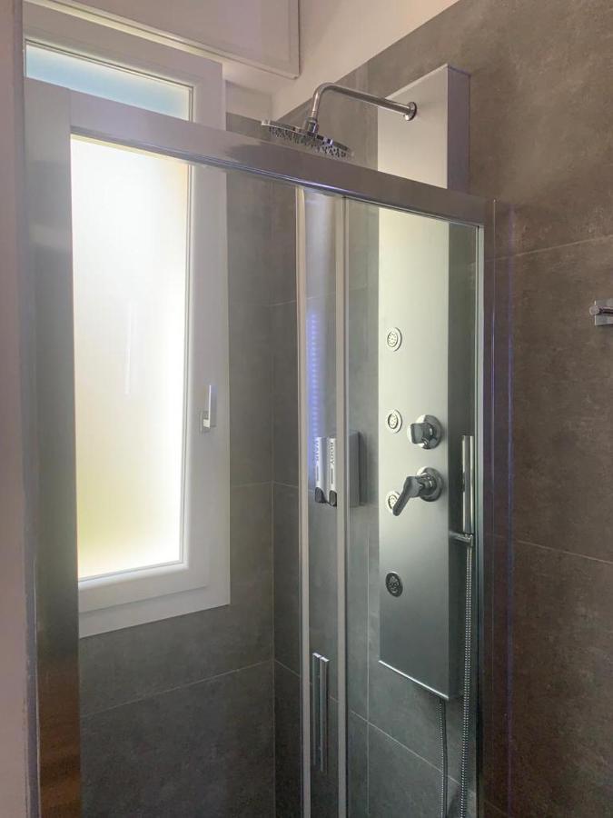 Nibu Appartamenti - Appartamento Centrale Comodo A Tutto, Anche A Villa Chiara Casalecchio Di Reno Bagian luar foto