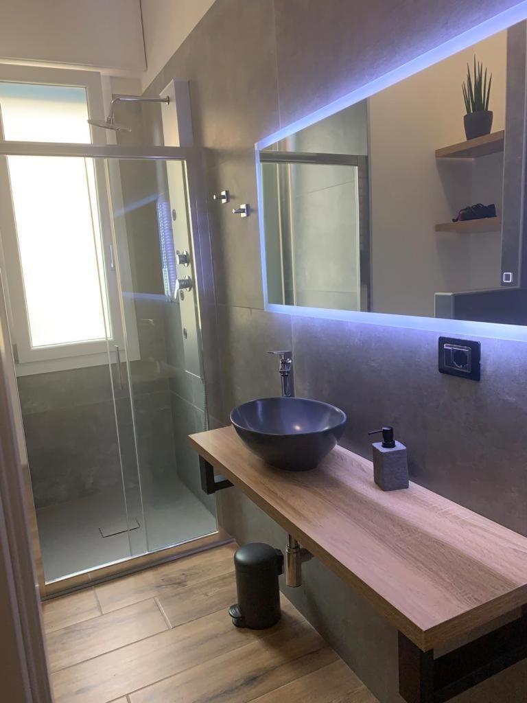 Nibu Appartamenti - Appartamento Centrale Comodo A Tutto, Anche A Villa Chiara Casalecchio Di Reno Bagian luar foto
